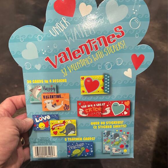 Valentines Day Bundle.  Books, valentines cards for school, mailbox tin, & more - Picture 7 of 10